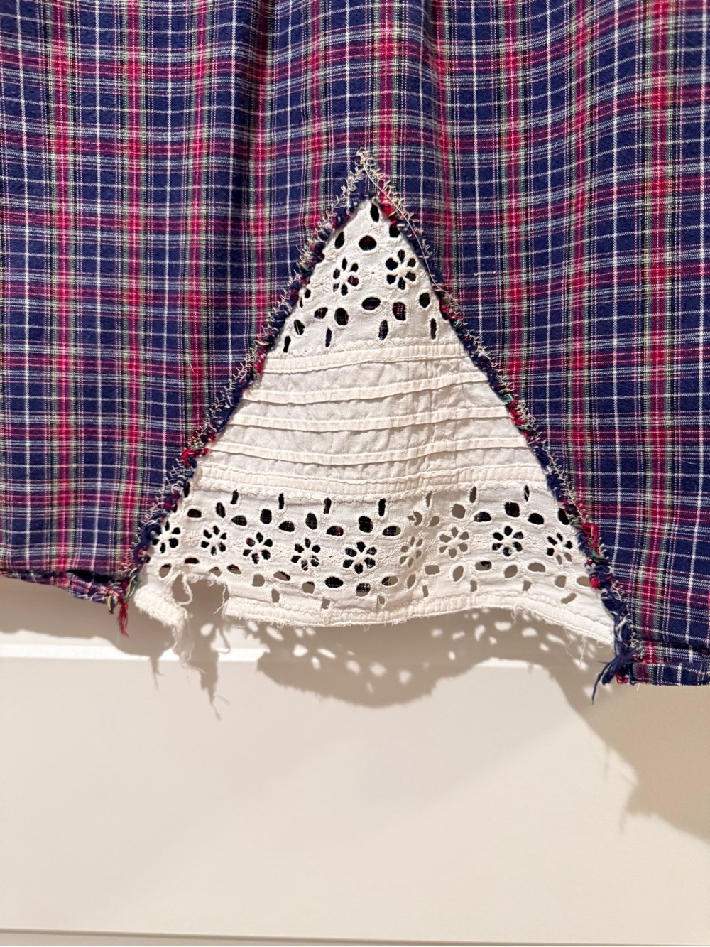 Women’s Plaid Button-Down Shirt w/ lace details - Picture 4 of 4